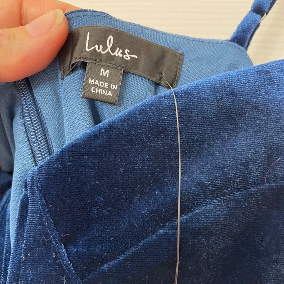 Royal blue velvet lulus dress size medium - Picture 4 of 5